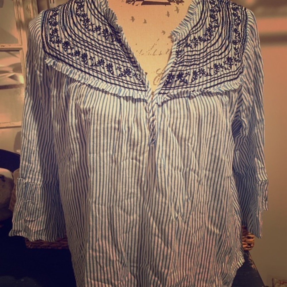 NWOT Abercrombie & Fitch Striped Blouse XS
